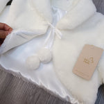 Cargar imagen en el visor de la galería, Bolero Pompom
